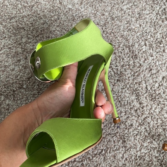 MANOLO BLAHNIK SATIN HEELS - Picture 11 of 14